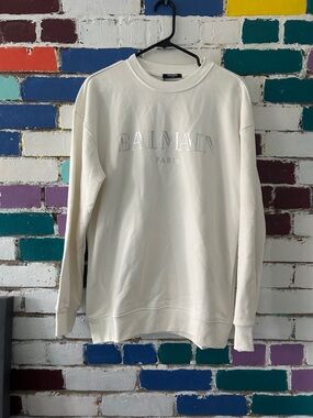 Balmain White Crewneck Sweatshirt with Subtle Logo